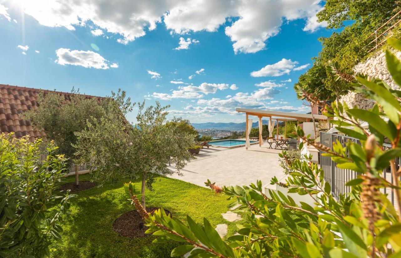 Old Stone House Gp Villa Podstrana Exterior photo