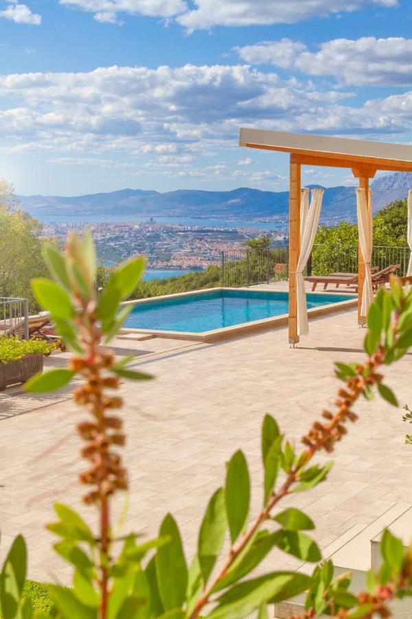 Old Stone House Gp Villa Podstrana Exterior photo
